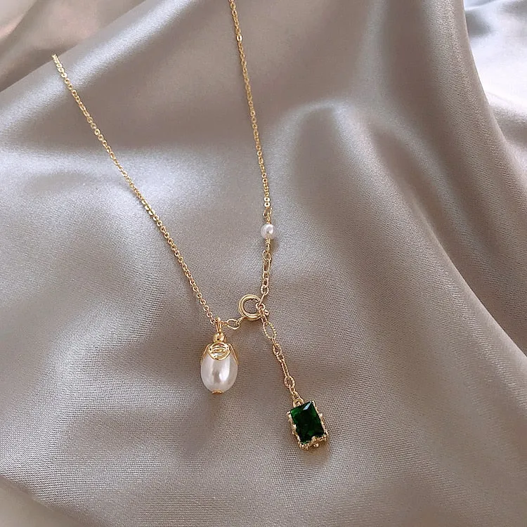 2020 South Korea New Green Pearl Pendant Necklace Delicate Elegant Clavicle Chain Geometric Simple Neck Chain