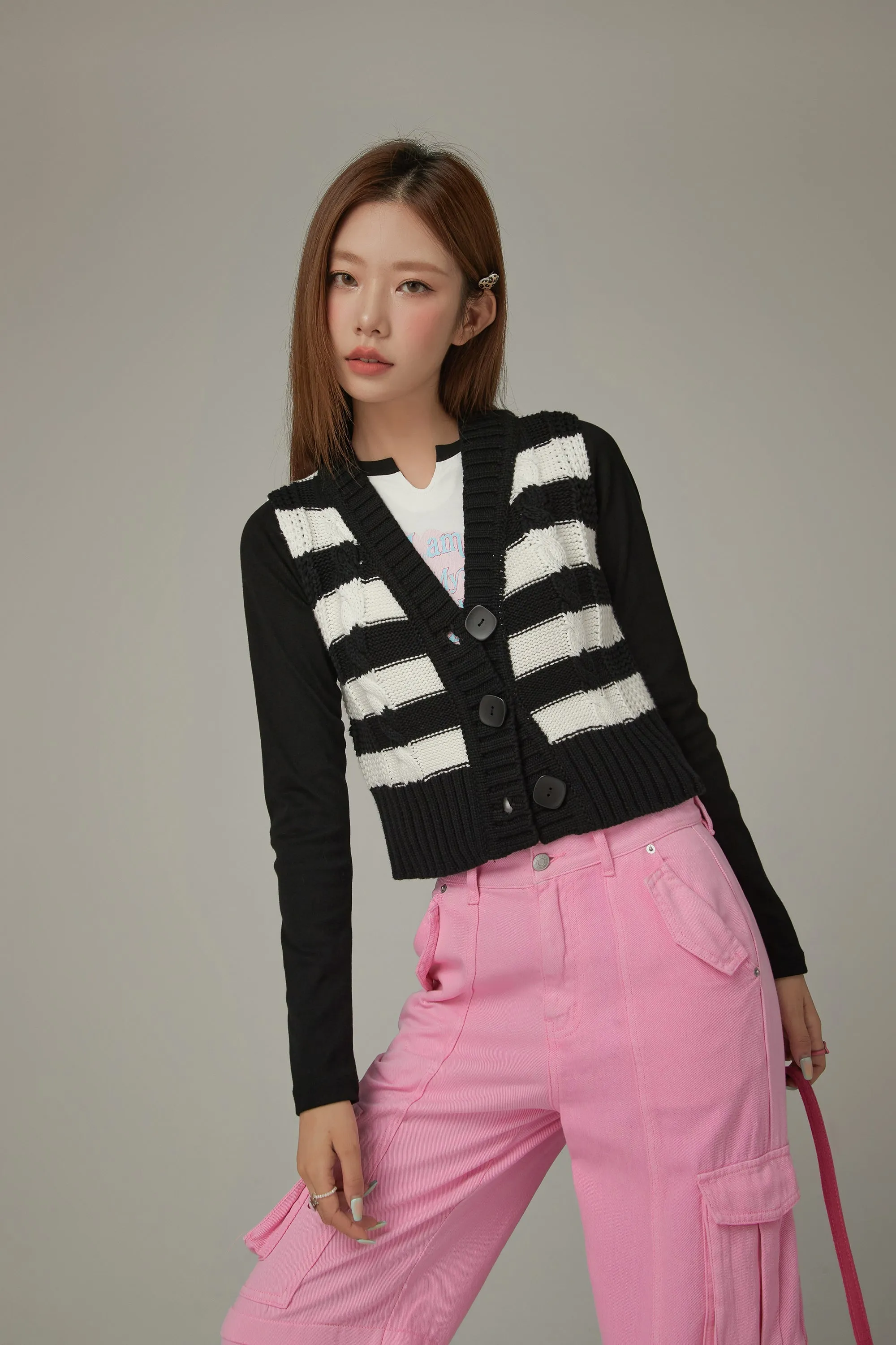 Big Button Knit Vest