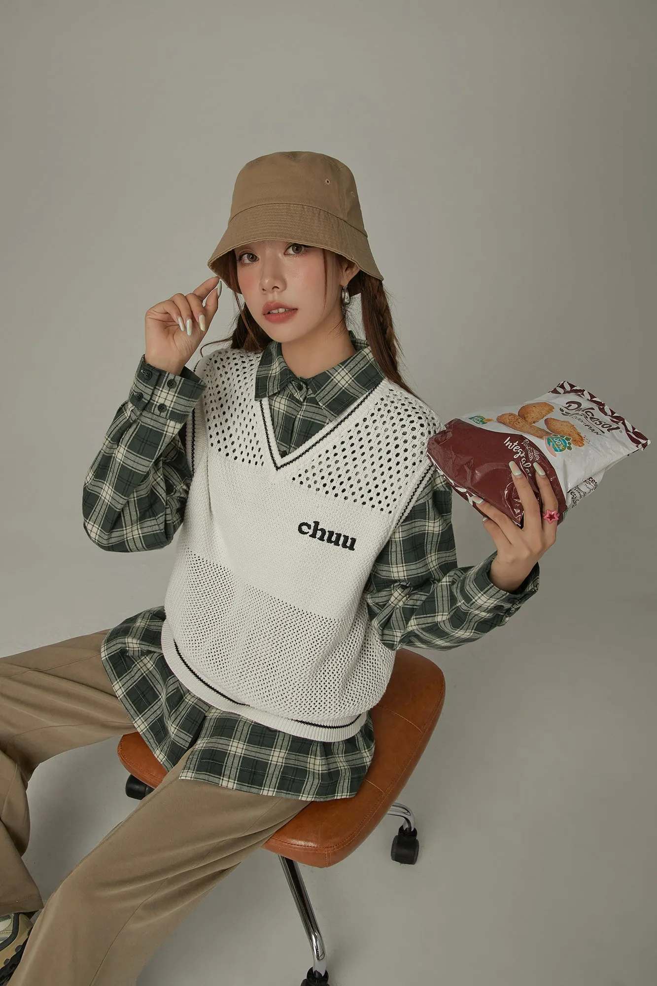 Hole Pattern Knit Sweater Vest