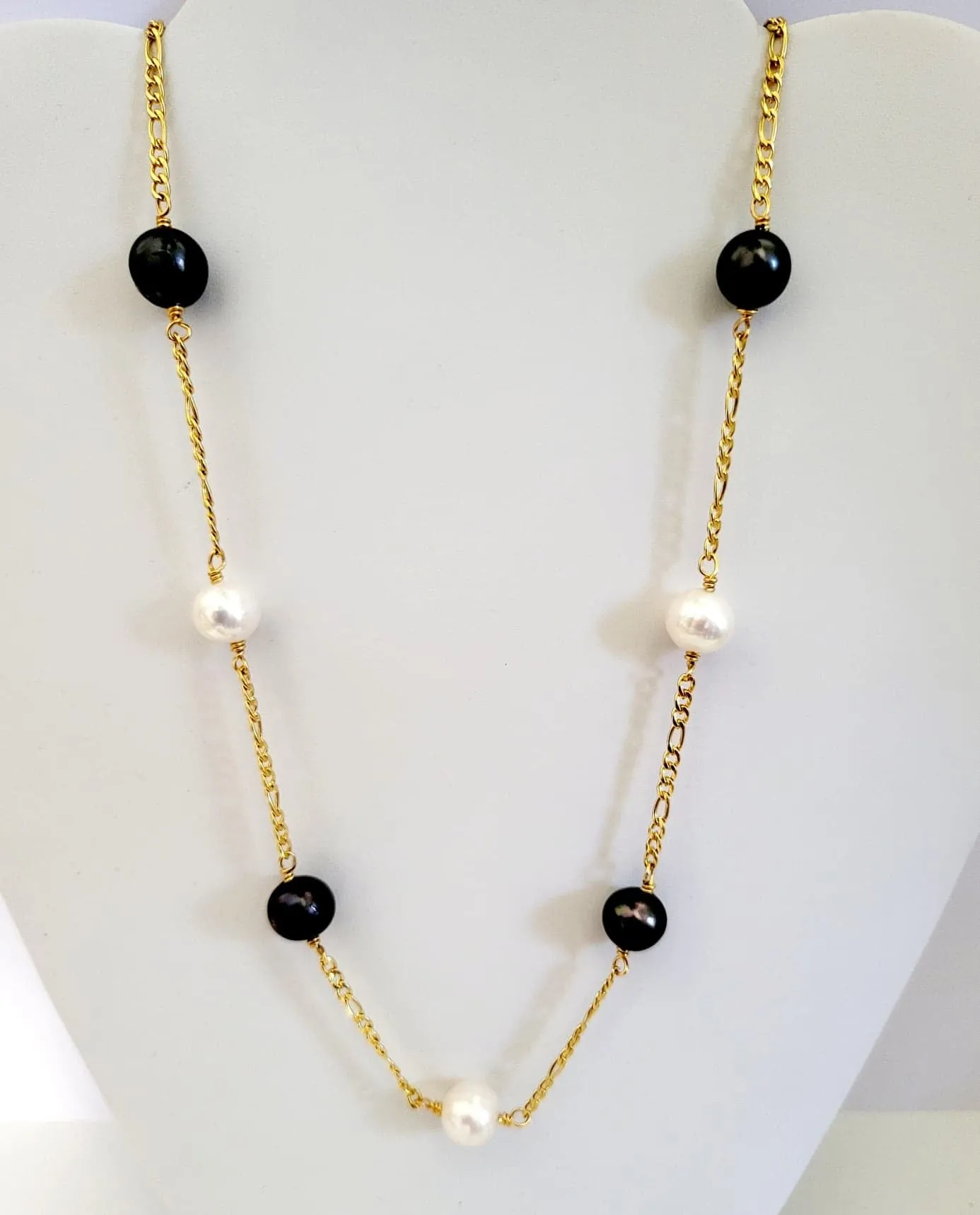 MENITA- (10-12mm) Tahitian Pearls mixed with White Freshwater Pearls Necklace