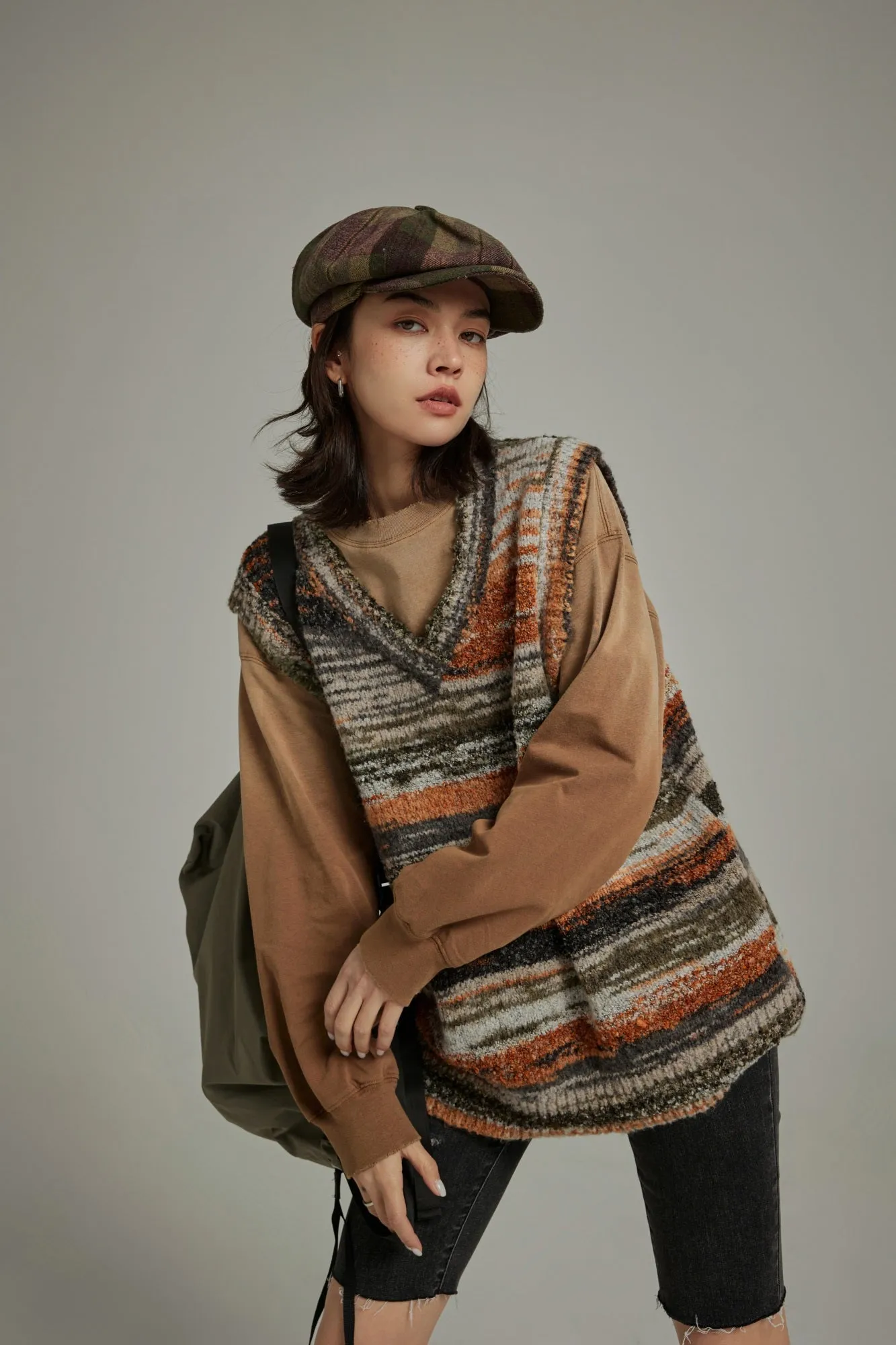 Mixed Color Blur Stripes Knit Vest