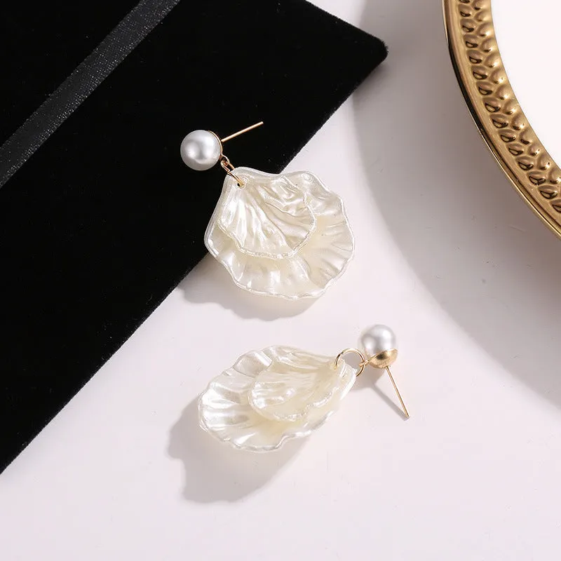 New Style Pearl Shell Earrings