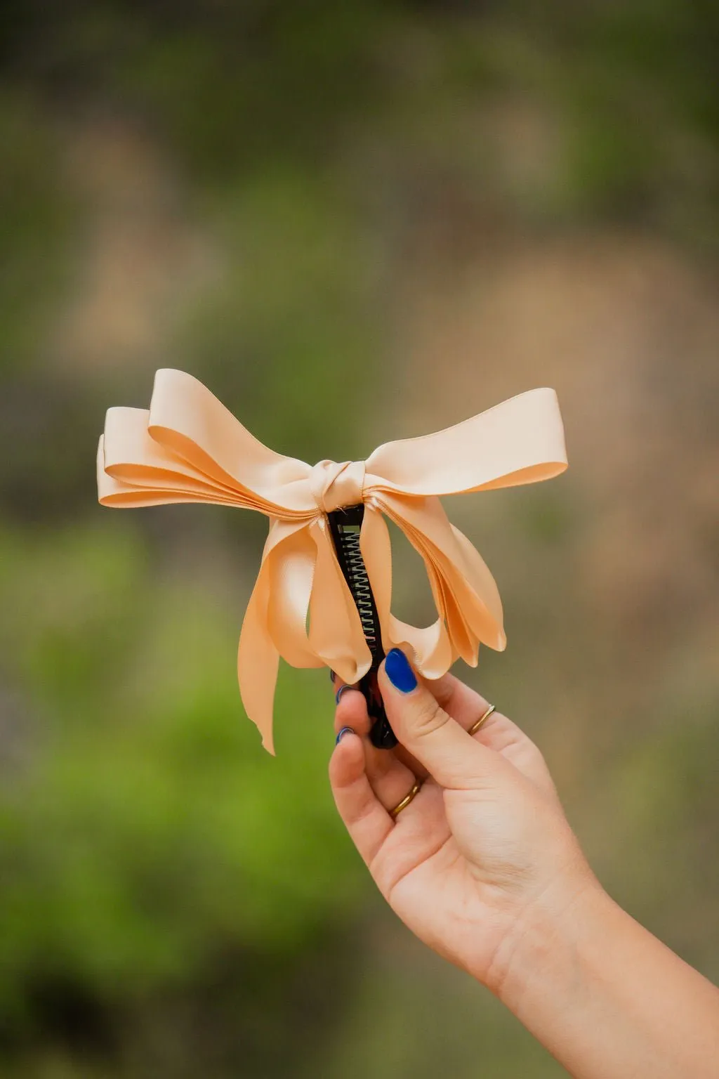 Ribbon Banana Claw Clip