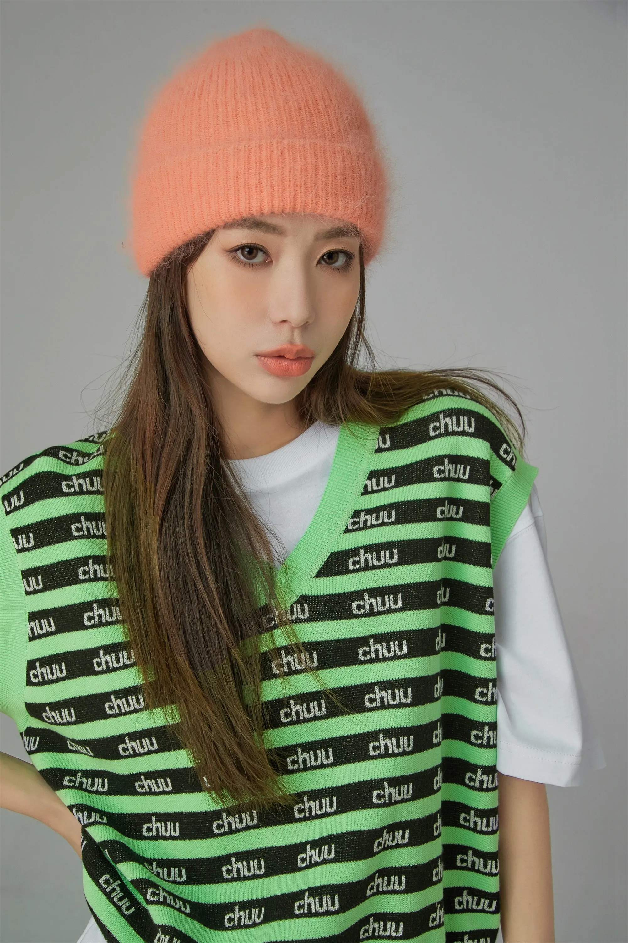 Stripes Chuu Logo Knit Vest